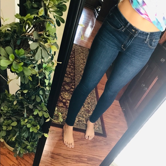 Abercrombie & Fitch Jean - Picture 2 of 6